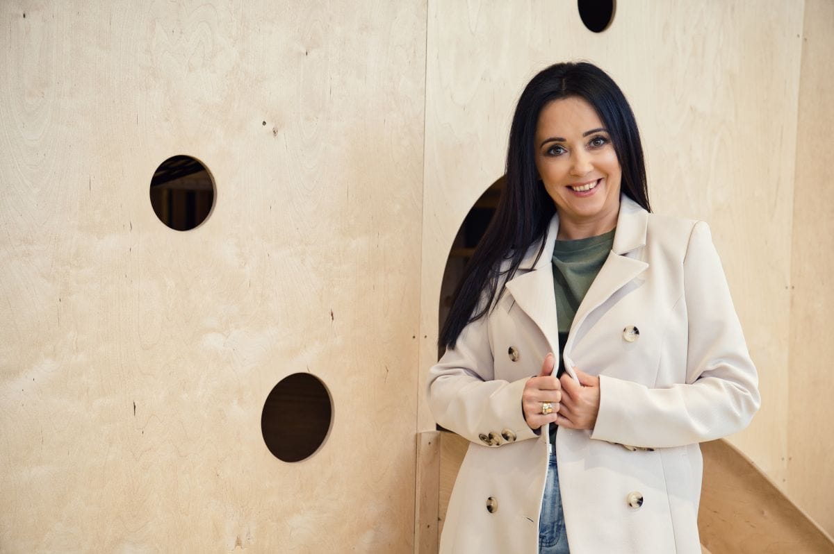 Ola-ecru-DSC_2732-1200 Ola-ecru-DSC_2732-1200